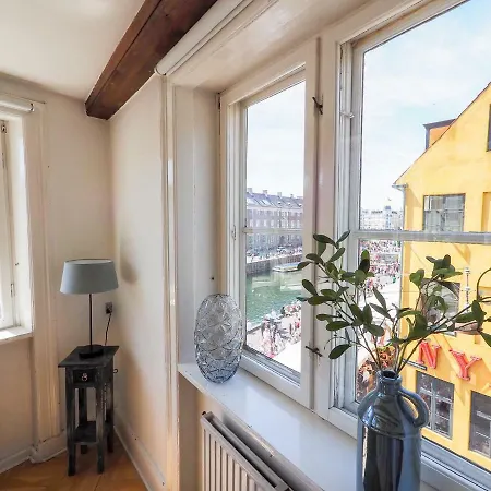 Authentic By Nyhavn Apartment